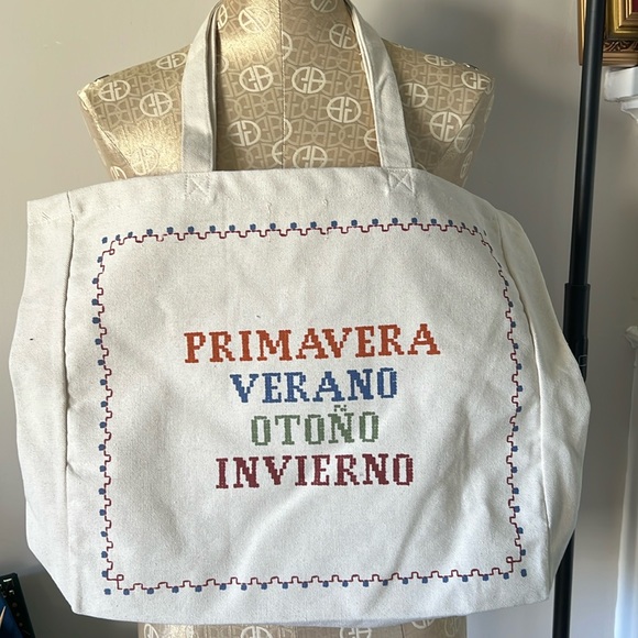 Sezane Handbags - Sezane Totebag Lucia Vergara